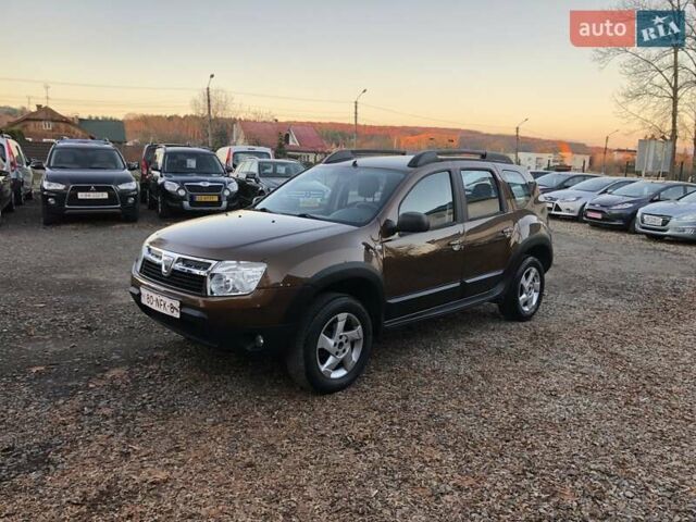 Коричневый Дачия Duster, объемом двигателя 1.6 л и пробегом 187 тыс. км за 7600 $, фото 1 на Automoto.ua