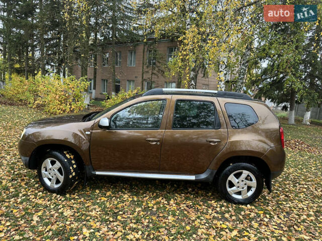Дачія Duster 2011 у Звенигородка на Automoto.ua Коричневий Дачія Duster, об'ємом двигуна 1.6 л та пробігом 225 тис. км за 6950 $, фото 3 на Automoto.ua