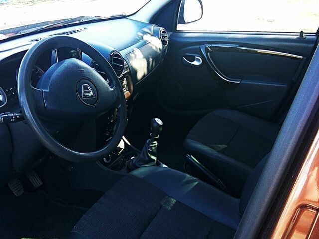 Коричневый Дачия Duster, объемом двигателя 1.6 л и пробегом 203 тыс. км за 9600 $, фото 11 на Automoto.ua