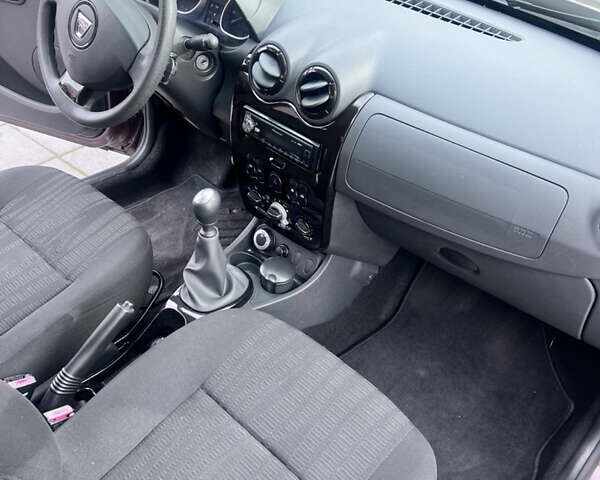 Коричневий Дачія Duster, об'ємом двигуна 1.6 л та пробігом 155 тис. км за 9600 $, фото 14 на Automoto.ua