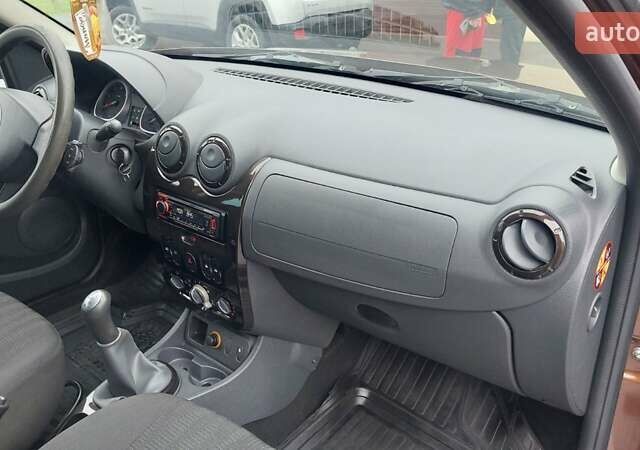 Коричневый Дачия Duster, объемом двигателя 1.6 л и пробегом 225 тыс. км за 7900 $, фото 24 на Automoto.ua