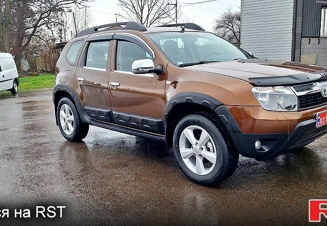 Коричневый Дачия Duster, объемом двигателя 15 л и пробегом 164 тыс. км за 10300 $, фото 2 на Automoto.ua