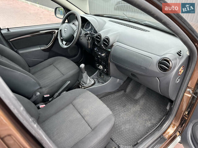Коричневий Дачія Duster, об'ємом двигуна 1.6 л та пробігом 267 тис. км за 7500 $, фото 6 на Automoto.ua