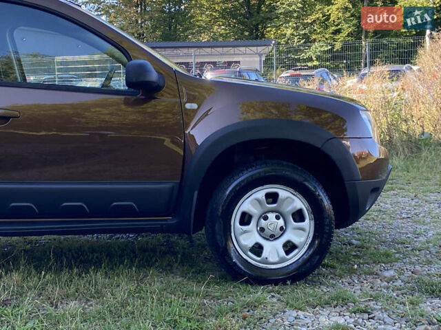 Коричневый Дачия Duster, объемом двигателя 1.6 л и пробегом 180 тыс. км за 9400 $, фото 7 на Automoto.ua