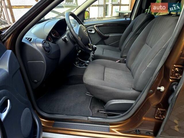Коричневий Дачія Duster, об'ємом двигуна 1.6 л та пробігом 118 тис. км за 8690 $, фото 70 на Automoto.ua