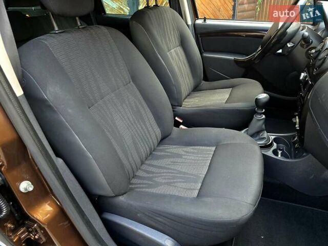 Коричневий Дачія Duster, об'ємом двигуна 1.6 л та пробігом 118 тис. км за 8690 $, фото 48 на Automoto.ua