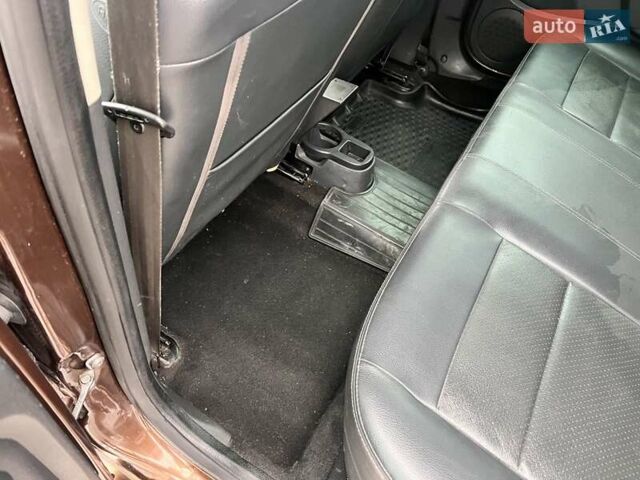 Коричневый Дачия Duster, объемом двигателя 1.5 л и пробегом 242 тыс. км за 7950 $, фото 56 на Automoto.ua
