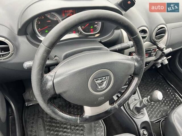 Коричневый Дачия Duster, объемом двигателя 1.5 л и пробегом 242 тыс. км за 7950 $, фото 37 на Automoto.ua