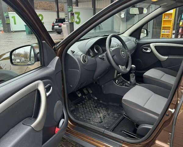 Коричневий Дачія Duster, об'ємом двигуна 1.6 л та пробігом 183 тис. км за 10499 $, фото 6 на Automoto.ua