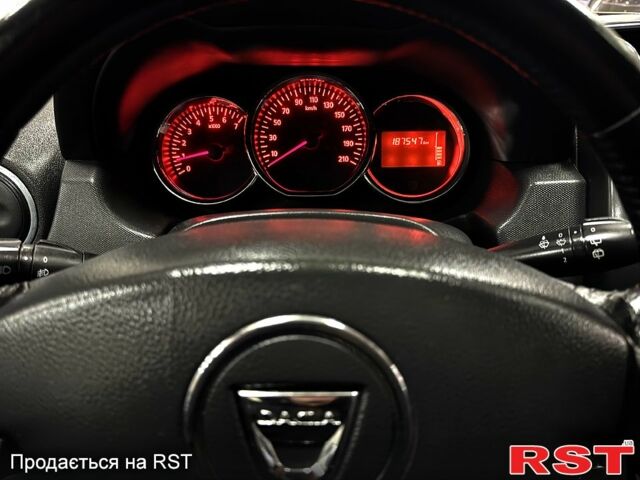 Коричневый Дачия Duster, объемом двигателя 1.6 л и пробегом 187 тыс. км за 10400 $, фото 13 на Automoto.ua