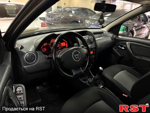 Коричневый Дачия Duster, объемом двигателя 1.6 л и пробегом 187 тыс. км за 10400 $, фото 8 на Automoto.ua