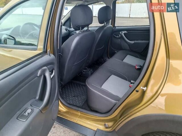 Дачія Duster 2017 у Києві на Automoto.ua Коричневий Дачія Duster, об'ємом двигуна 1.6 л та пробігом 187 тис. км за 9999 $, фото 2 на Automoto.ua