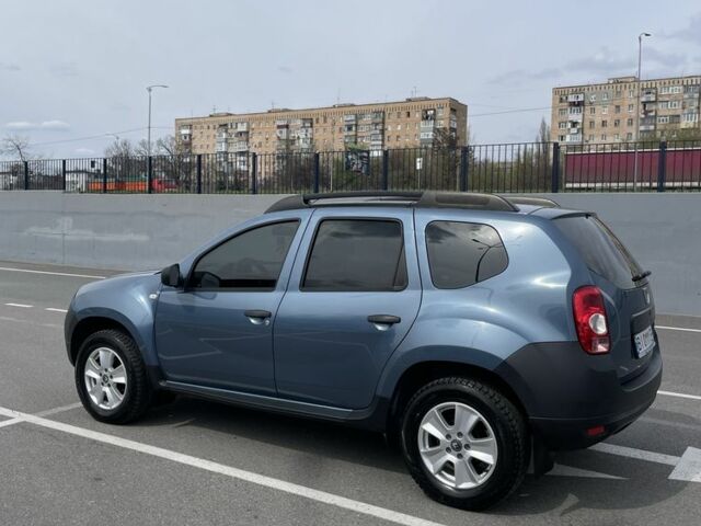 Дачия Duster, объемом двигателя 1.5 л и пробегом 160 тыс. км за 10000 $, фото 3 на Automoto.ua