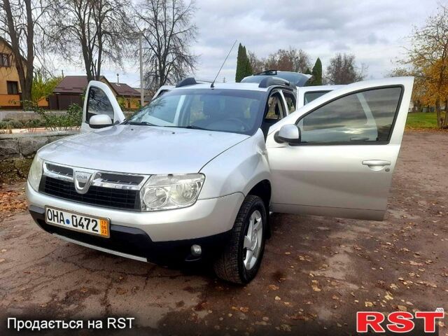 Дачия Duster, объемом двигателя 1.5 л и пробегом 184 тыс. км за 8100 $, фото 6 на Automoto.ua