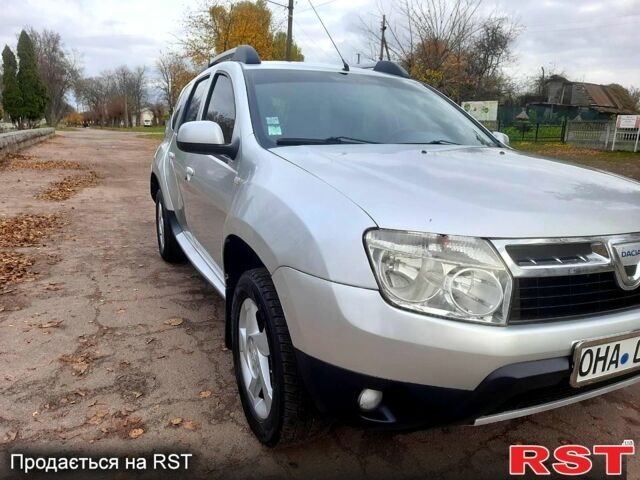 Дачия Duster, объемом двигателя 1.5 л и пробегом 184 тыс. км за 8100 $, фото 5 на Automoto.ua