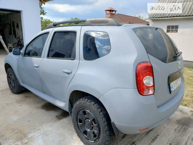 Дачия Duster, объемом двигателя 0 л и пробегом 242 тыс. км за 9600 $, фото 1 на Automoto.ua