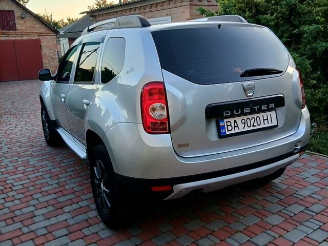 Дачия Duster, объемом двигателя 1.6 л и пробегом 200 тыс. км за 8350 $, фото 1 на Automoto.ua