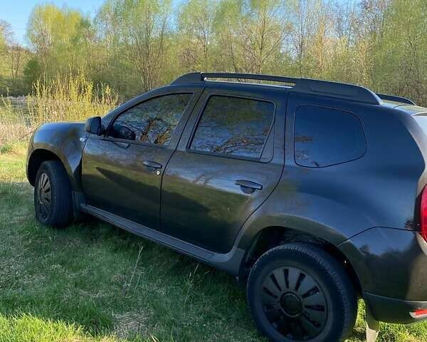 Дачия Duster, объемом двигателя 1.5 л и пробегом 240 тыс. км за 8300 $, фото 9 на Automoto.ua