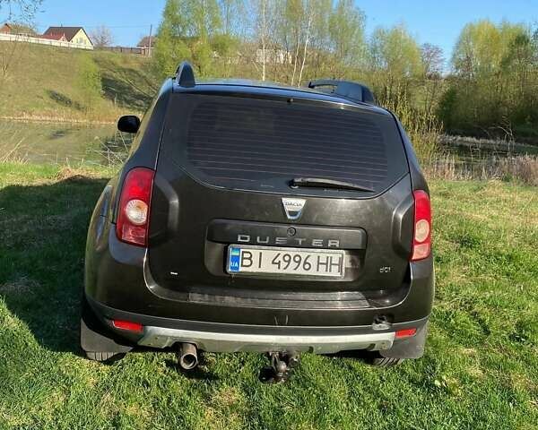 Дачия Duster, объемом двигателя 1.5 л и пробегом 240 тыс. км за 8300 $, фото 5 на Automoto.ua