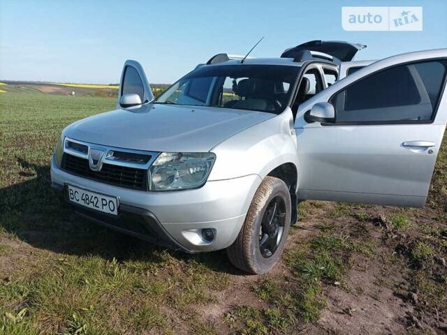 Дачия Duster, объемом двигателя 0 л и пробегом 215 тыс. км за 7800 $, фото 3 на Automoto.ua