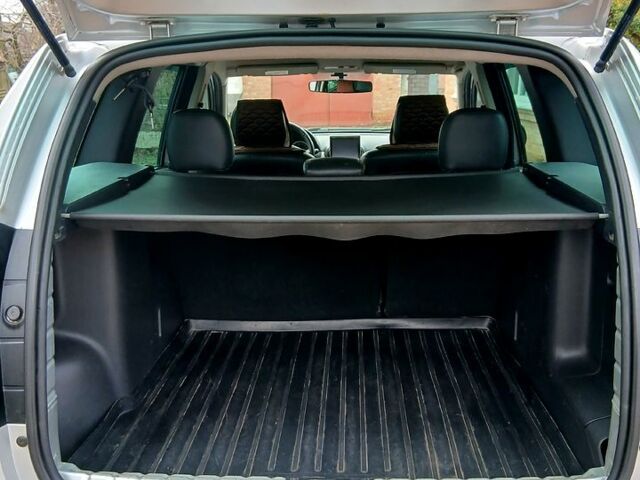Дачия Duster, объемом двигателя 1.5 л и пробегом 130 тыс. км за 9000 $, фото 7 на Automoto.ua