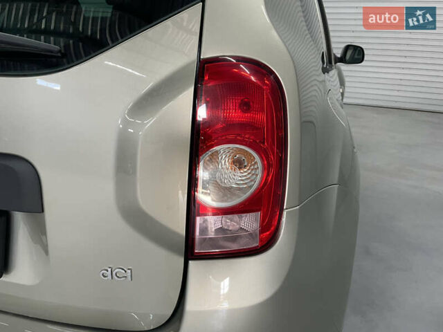 Дачия Duster, объемом двигателя 0 л и пробегом 198 тыс. км за 8900 $, фото 31 на Automoto.ua