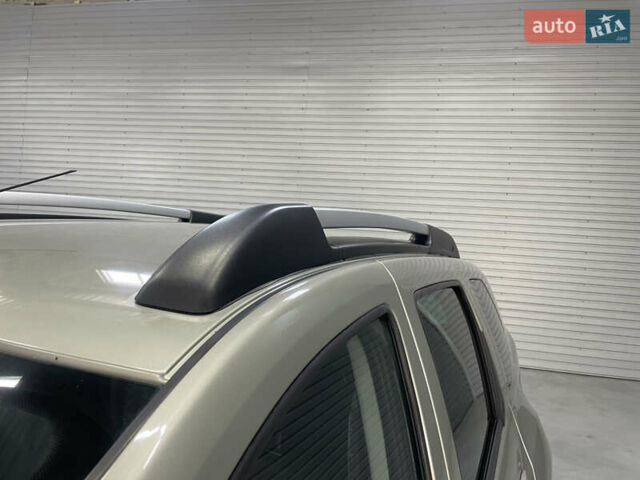 Дачия Duster, объемом двигателя 0 л и пробегом 198 тыс. км за 8900 $, фото 12 на Automoto.ua