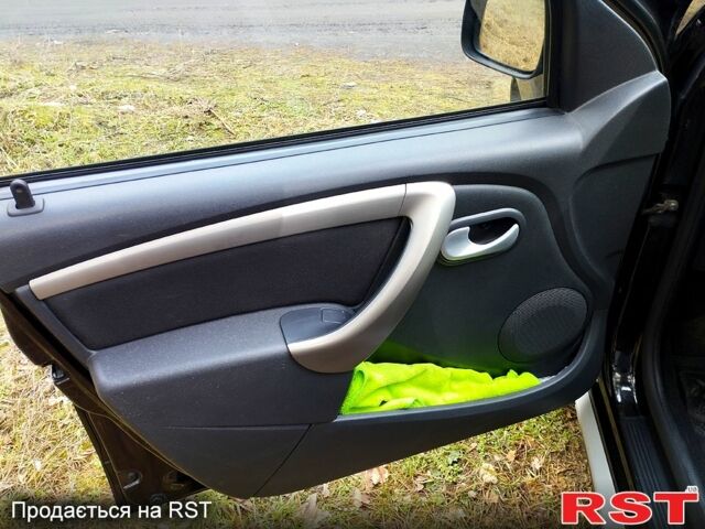 Дачія Duster, об'ємом двигуна 1.6 л та пробігом 247 тис. км за 8600 $, фото 8 на Automoto.ua
