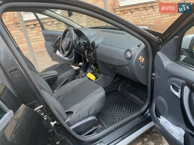 Дачия Duster, объемом двигателя 1.46 л и пробегом 199 тыс. км за 8500 $, фото 11 на Automoto.ua