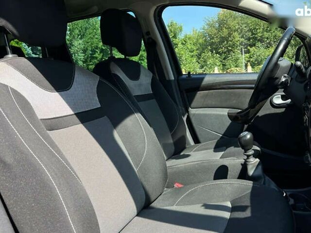 Дачія Duster, об'ємом двигуна 1.5 л та пробігом 216 тис. км за 9200 $, фото 8 на Automoto.ua