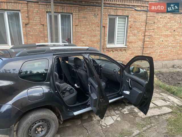 Дачия Duster, объемом двигателя 1.46 л и пробегом 199 тыс. км за 8500 $, фото 12 на Automoto.ua