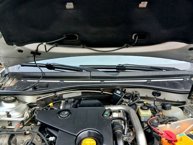 Дачия Duster, объемом двигателя 1.5 л и пробегом 130 тыс. км за 9000 $, фото 8 на Automoto.ua