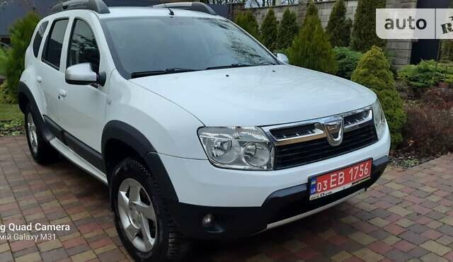 Дачия Duster, объемом двигателя 1.6 л и пробегом 80 тыс. км за 11200 $, фото 17 на Automoto.ua