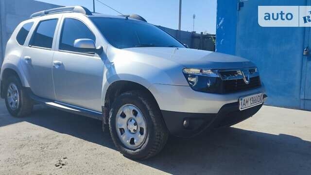 Дачия Duster, объемом двигателя 1.46 л и пробегом 182 тыс. км за 8200 $, фото 4 на Automoto.ua