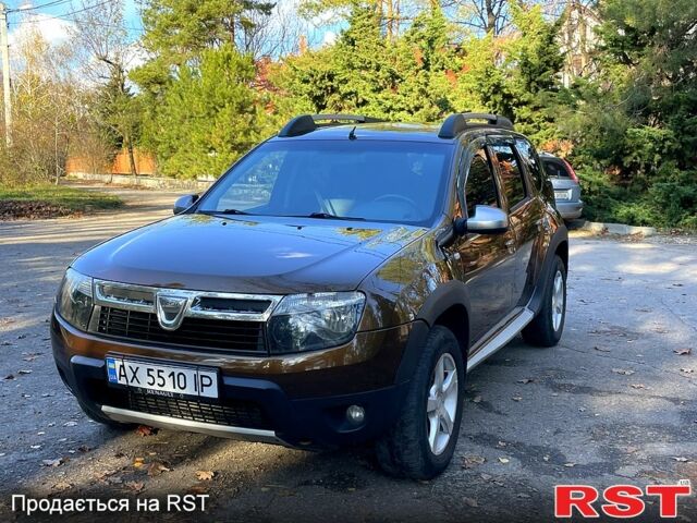 Дачия Duster, объемом двигателя 1.5 л и пробегом 128 тыс. км за 10400 $, фото 2 на Automoto.ua