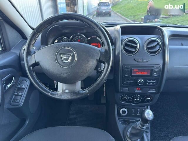 Дачія Duster, об'ємом двигуна 1.6 л та пробігом 203 тис. км за 9950 $, фото 16 на Automoto.ua