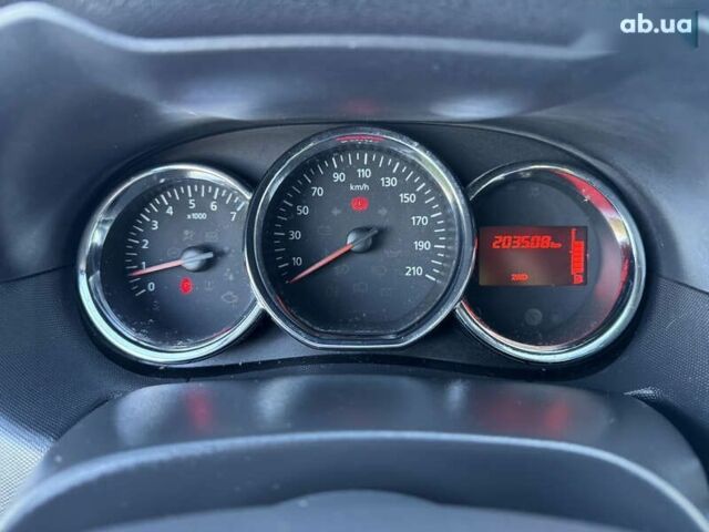 Дачія Duster, об'ємом двигуна 1.6 л та пробігом 203 тис. км за 9950 $, фото 15 на Automoto.ua