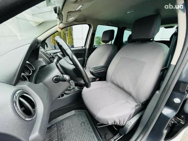 Дачия Duster, объемом двигателя 1.2 л и пробегом 103 тыс. км за 8999 $, фото 16 на Automoto.ua