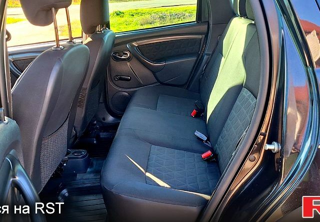 Дачія Duster, об'ємом двигуна 1.5 л та пробігом 167 тис. км за 12900 $, фото 5 на Automoto.ua
