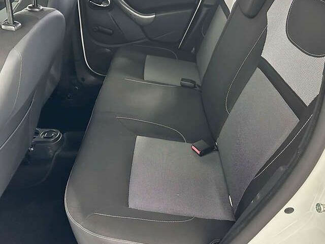 Дачия Duster, объемом двигателя 1.5 л и пробегом 198 тыс. км за 11950 $, фото 11 на Automoto.ua
