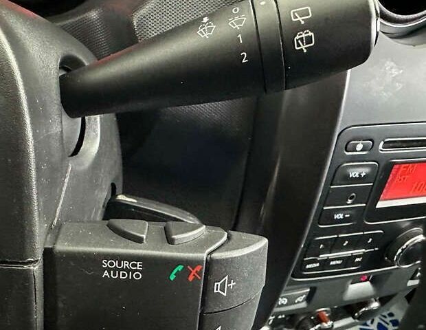 Дачия Duster, объемом двигателя 1.5 л и пробегом 198 тыс. км за 11950 $, фото 16 на Automoto.ua