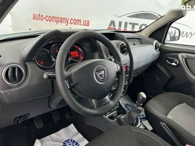 Дачия Duster, объемом двигателя 1.5 л и пробегом 198 тыс. км за 11950 $, фото 5 на Automoto.ua