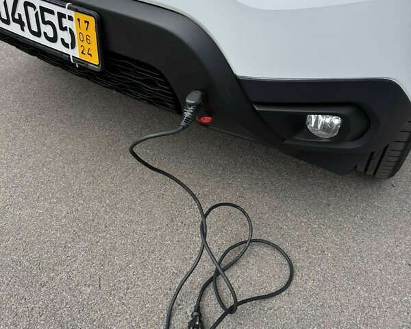 Дачия Duster, объемом двигателя 1.5 л и пробегом 148 тыс. км за 17900 $, фото 14 на Automoto.ua