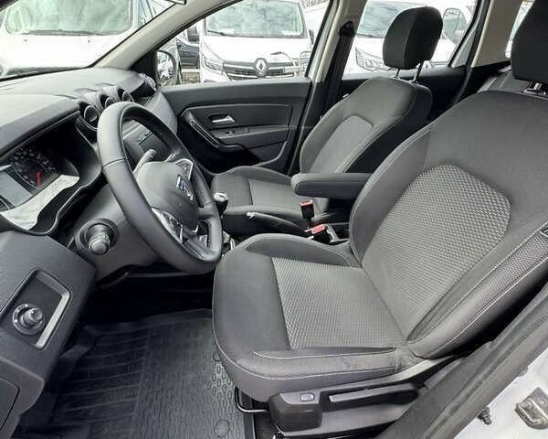 Дачия Duster, объемом двигателя 1.5 л и пробегом 148 тыс. км за 17900 $, фото 16 на Automoto.ua