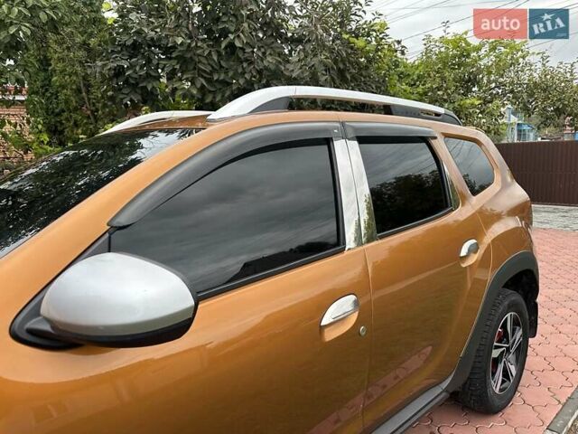Желтый Дачия Duster, объемом двигателя 1.6 л и пробегом 165 тыс. км за 12900 $, фото 16 на Automoto.ua