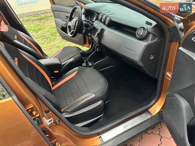 Желтый Дачия Duster, объемом двигателя 1.6 л и пробегом 165 тыс. км за 12900 $, фото 26 на Automoto.ua