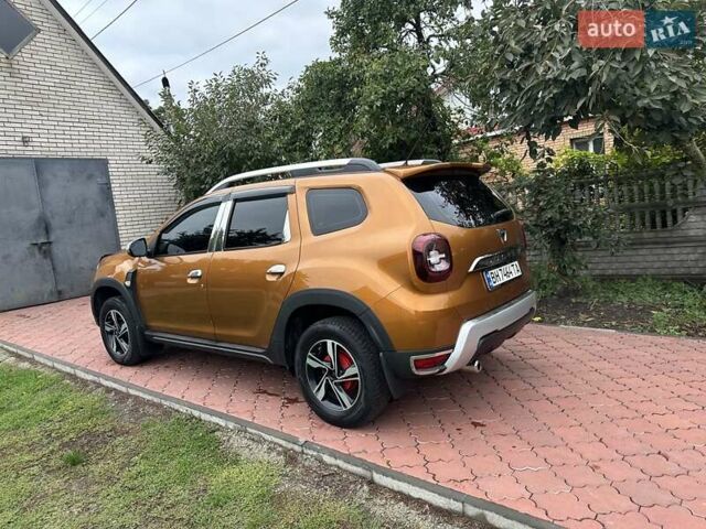 Желтый Дачия Duster, объемом двигателя 1.6 л и пробегом 165 тыс. км за 12900 $, фото 6 на Automoto.ua