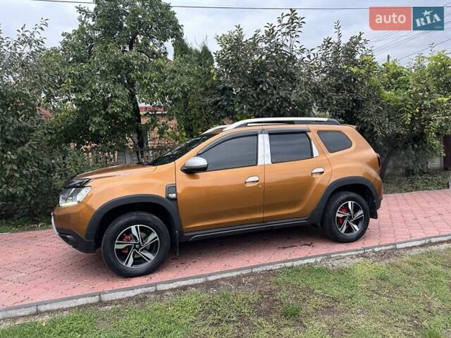 Желтый Дачия Duster, объемом двигателя 1.6 л и пробегом 165 тыс. км за 12900 $, фото 4 на Automoto.ua