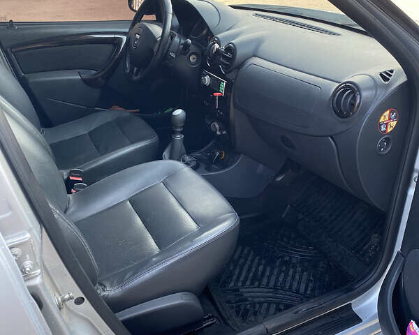 Сірий Дачія Duster, об'ємом двигуна 1.46 л та пробігом 225 тис. км за 8499 $, фото 22 на Automoto.ua