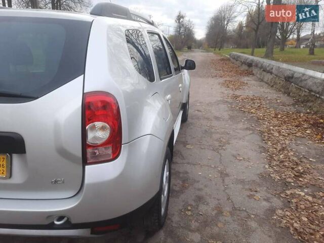 Серый Дачия Duster, объемом двигателя 0 л и пробегом 184 тыс. км за 8200 $, фото 19 на Automoto.ua